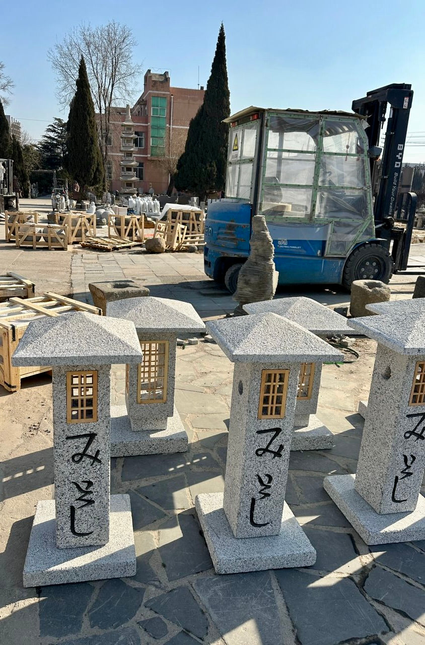 Miyoshi Lantern – Rock Garden Imports